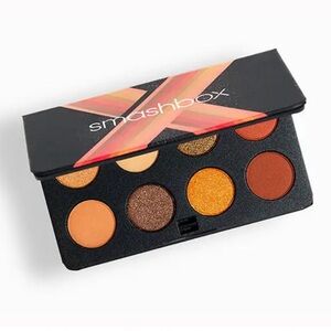 🌺 2/$10 Always On Mood Board Eye Shadow Palette in Fiery Vibes NWT